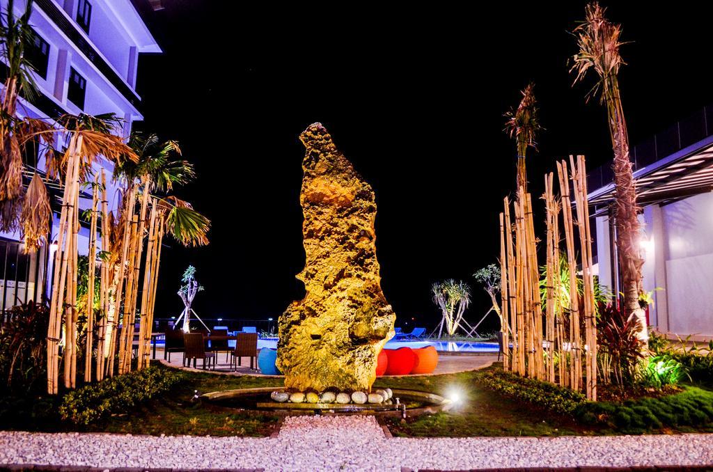 Neo Eltari Kupang By Aston Hotel Екстериор снимка